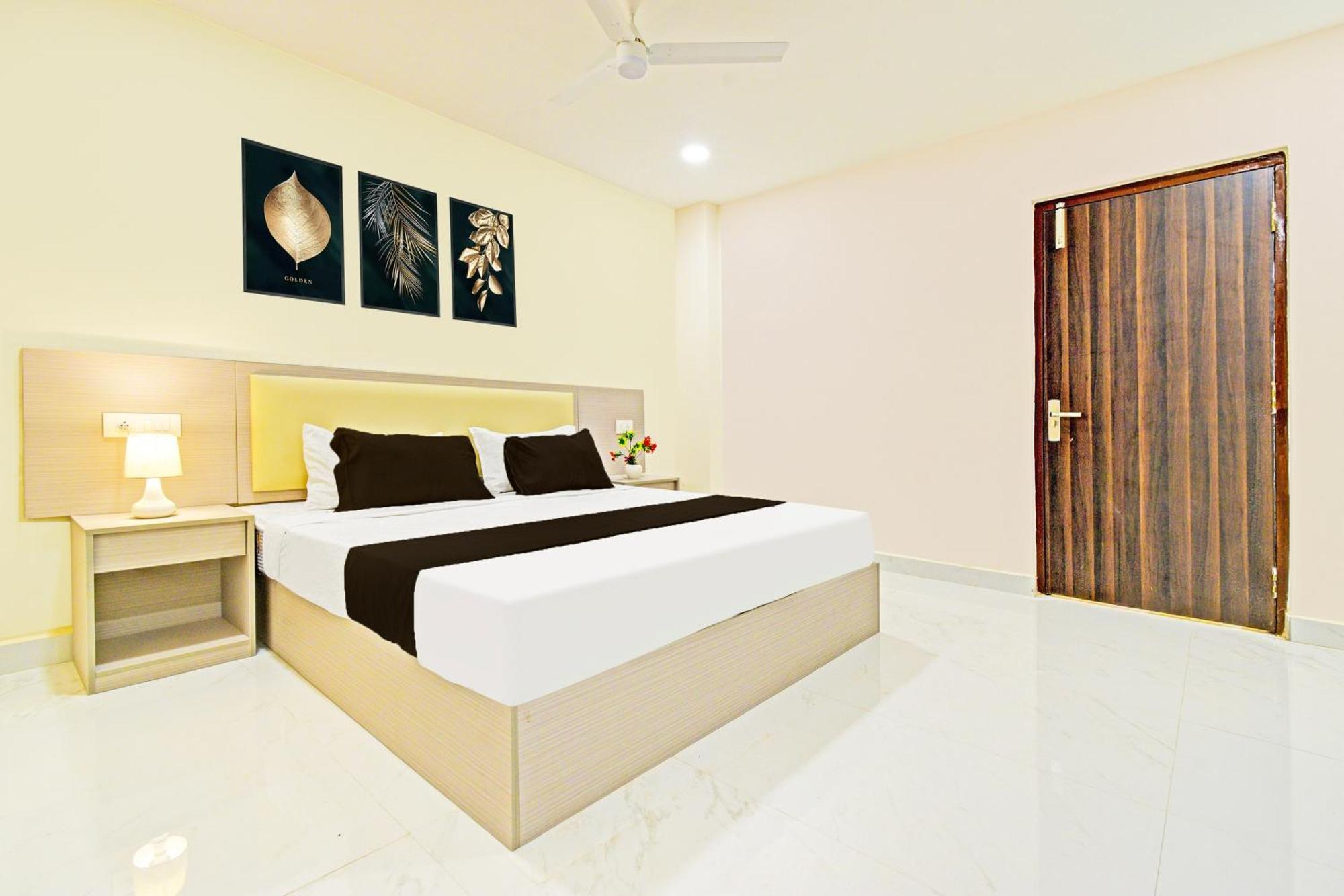 Super Collection O Sanath Nagar Near Railway Station Hotel Haiderabad Buitenkant foto
